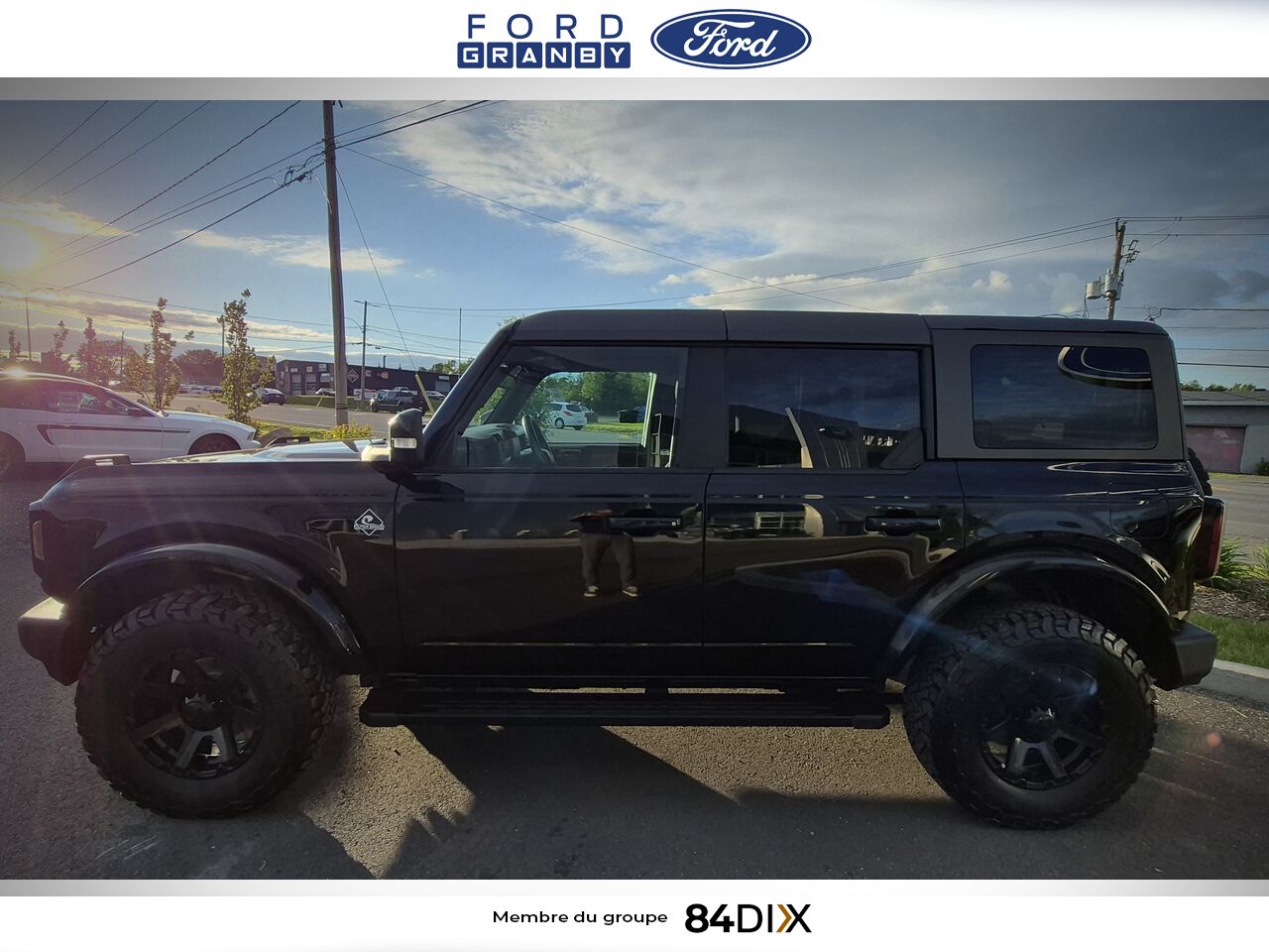 2022 Ford Bronco Black Granby - photo #3