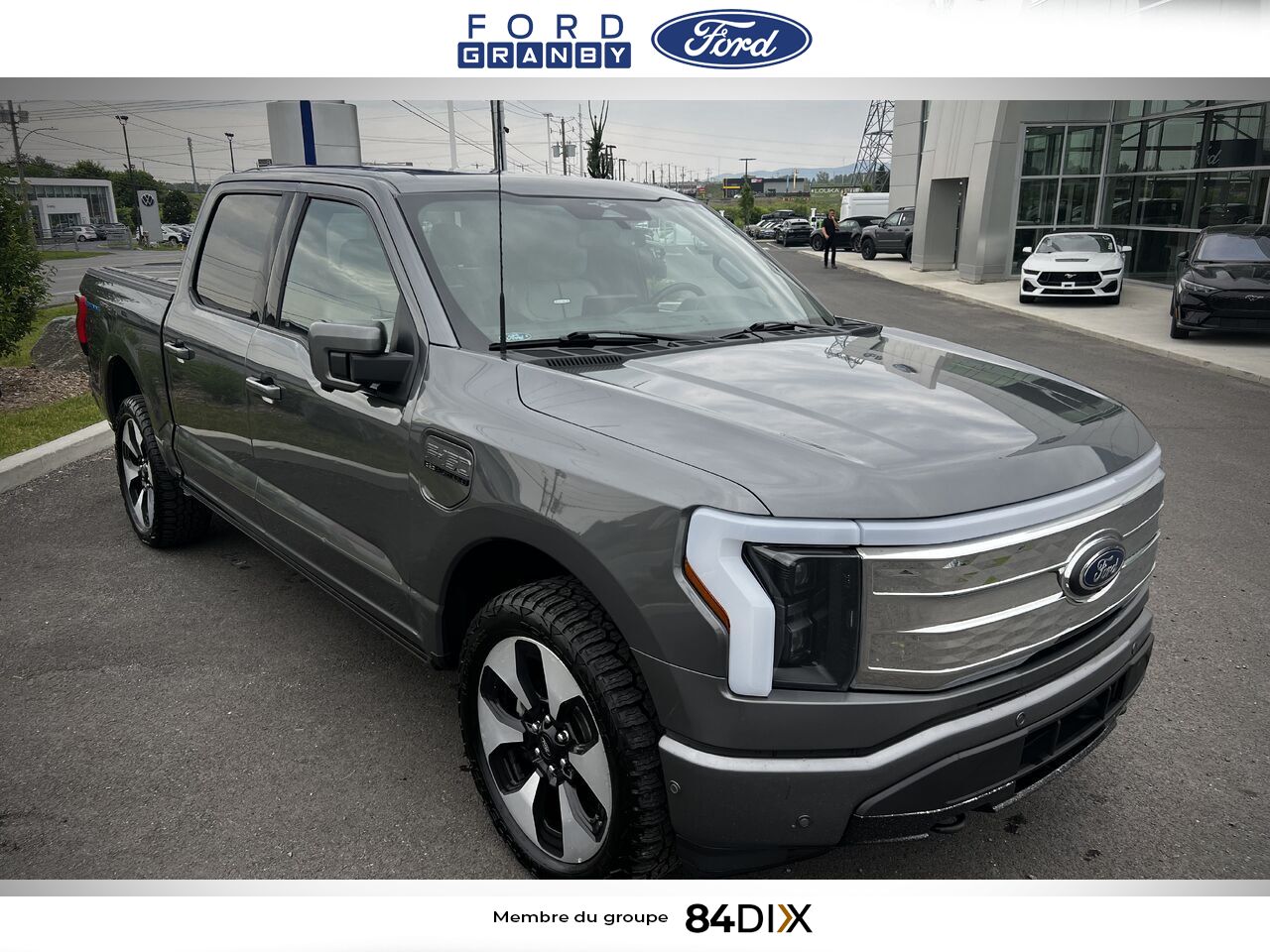 Ford F-150 Lightning 2023 Gris Granby - photo #1
