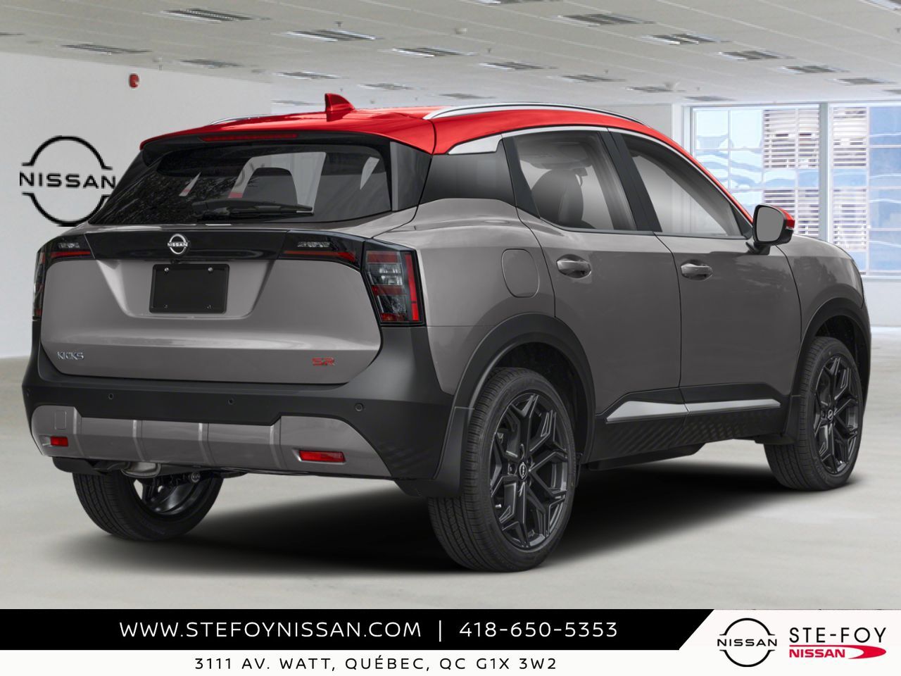 NISSAN Kicks 2026 Gris poudre m&eacute;tallis&eacute;/Couche teint&eacute;e Braise &eacute;carlate Ste-Foy - photo #2