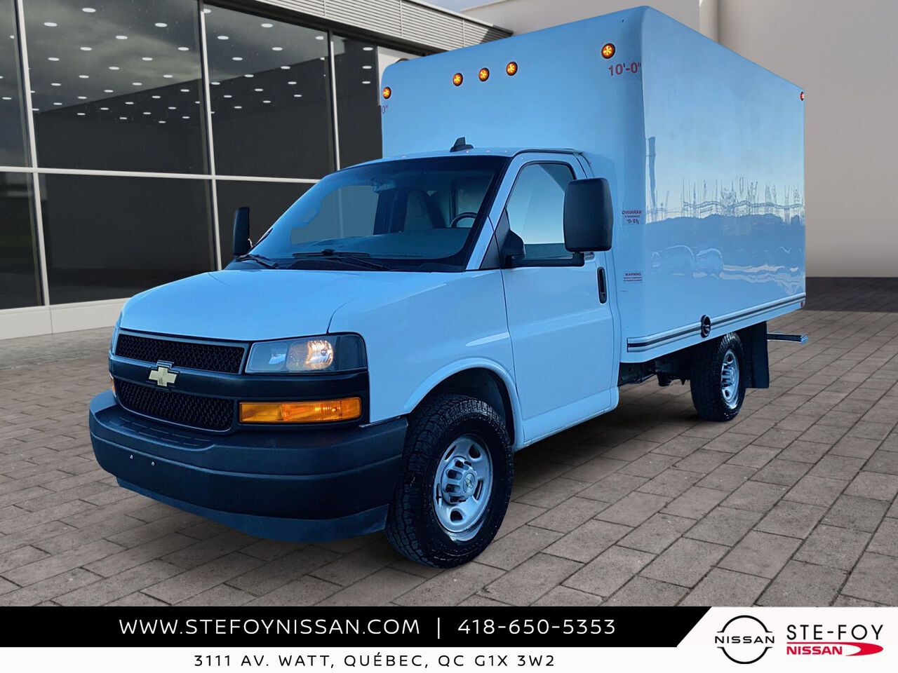 2023 Chevrolet Fourgonnette commerciale tronqu&eacute;e Express White Ste-Foy - photo #0