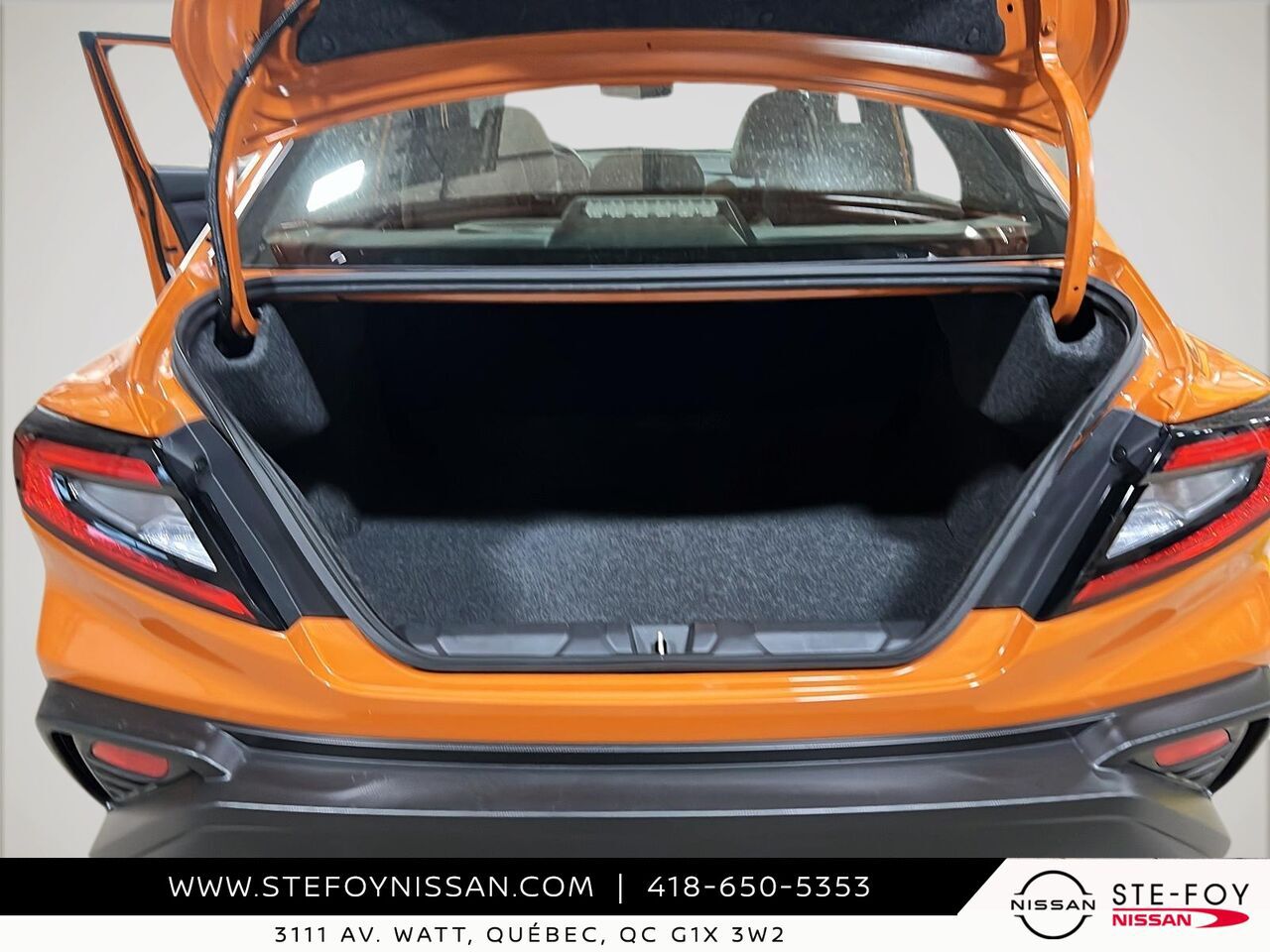 Subaru WRX 2023 Orange Ste-Foy - photo #5
