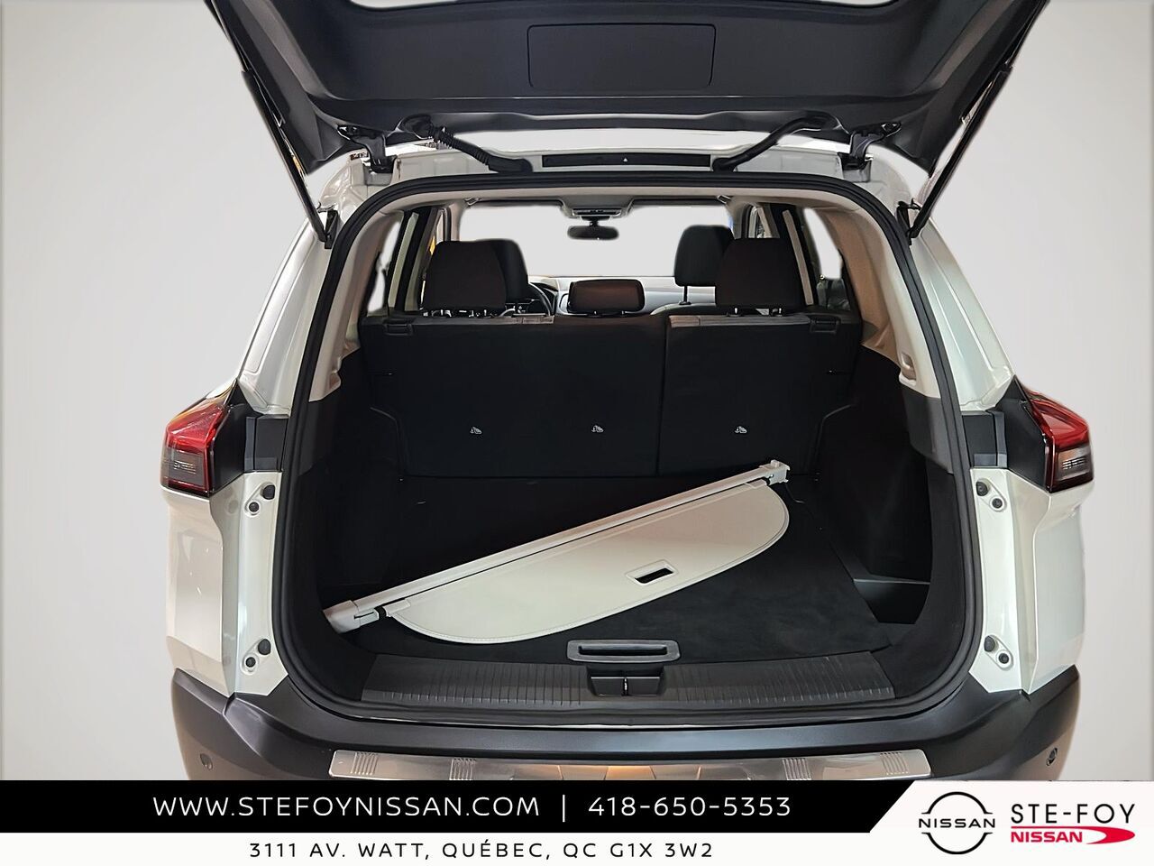 2023 Nissan Rogue White Ste-Foy - photo #5