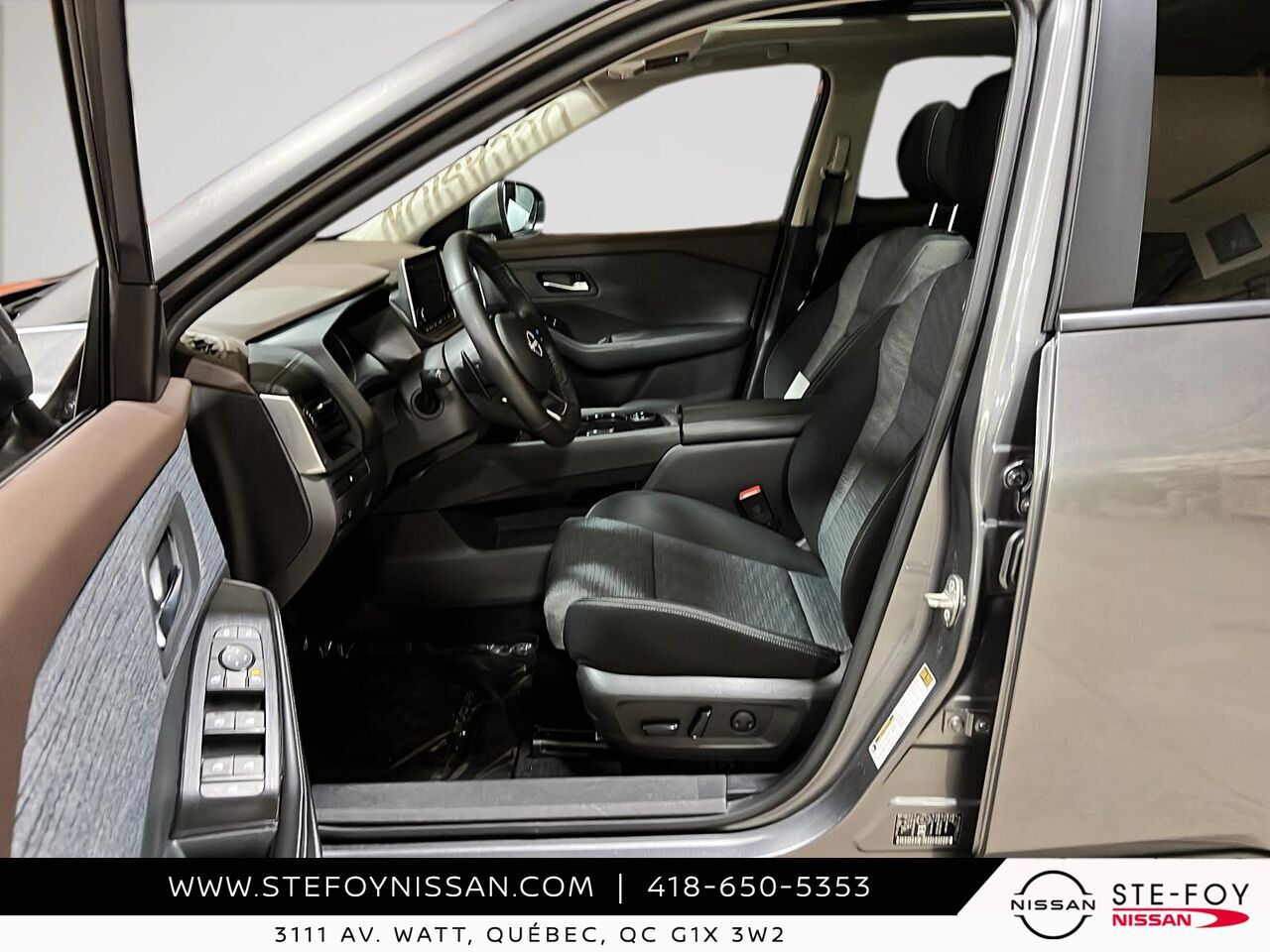 2023 Nissan Rogue Grey Ste-Foy - photo #8