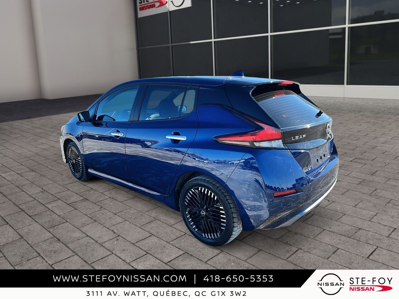 2024 Nissan LEAF Blue Ste-Foy - photo #3