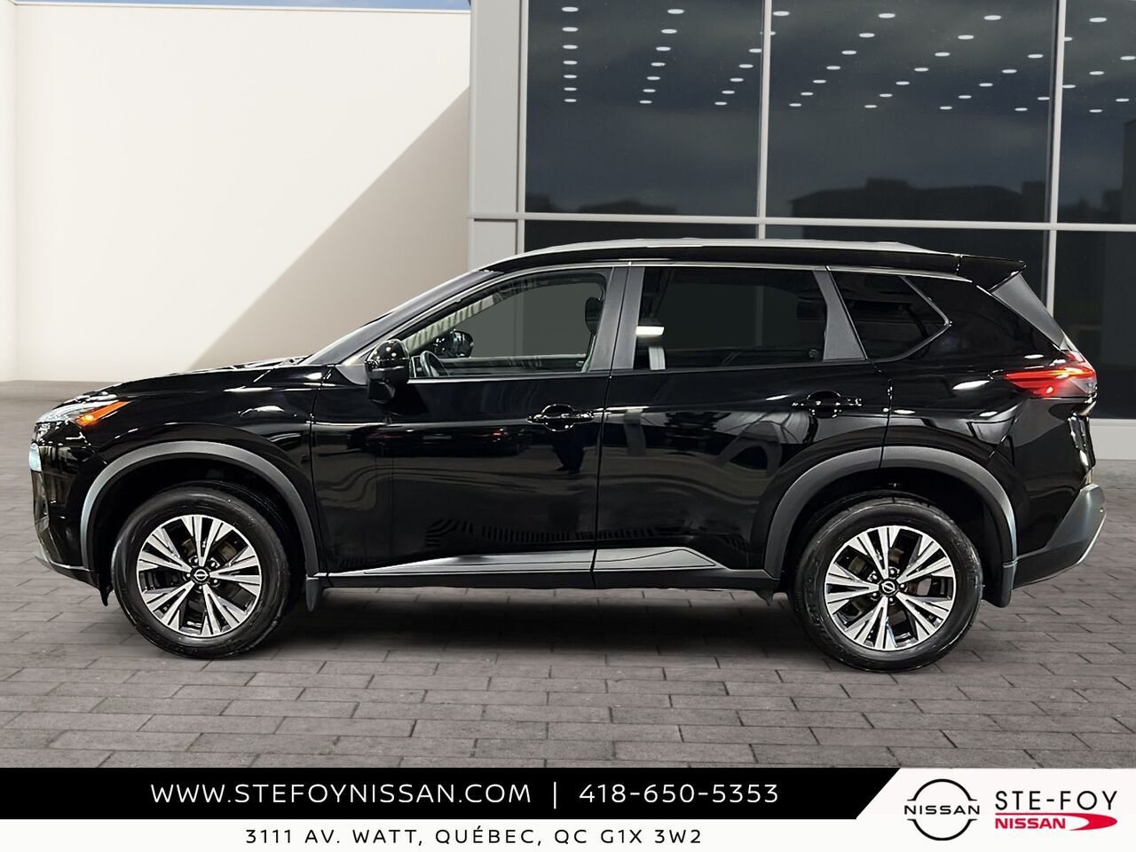 2023 Nissan Rogue Black Ste-Foy - photo #4