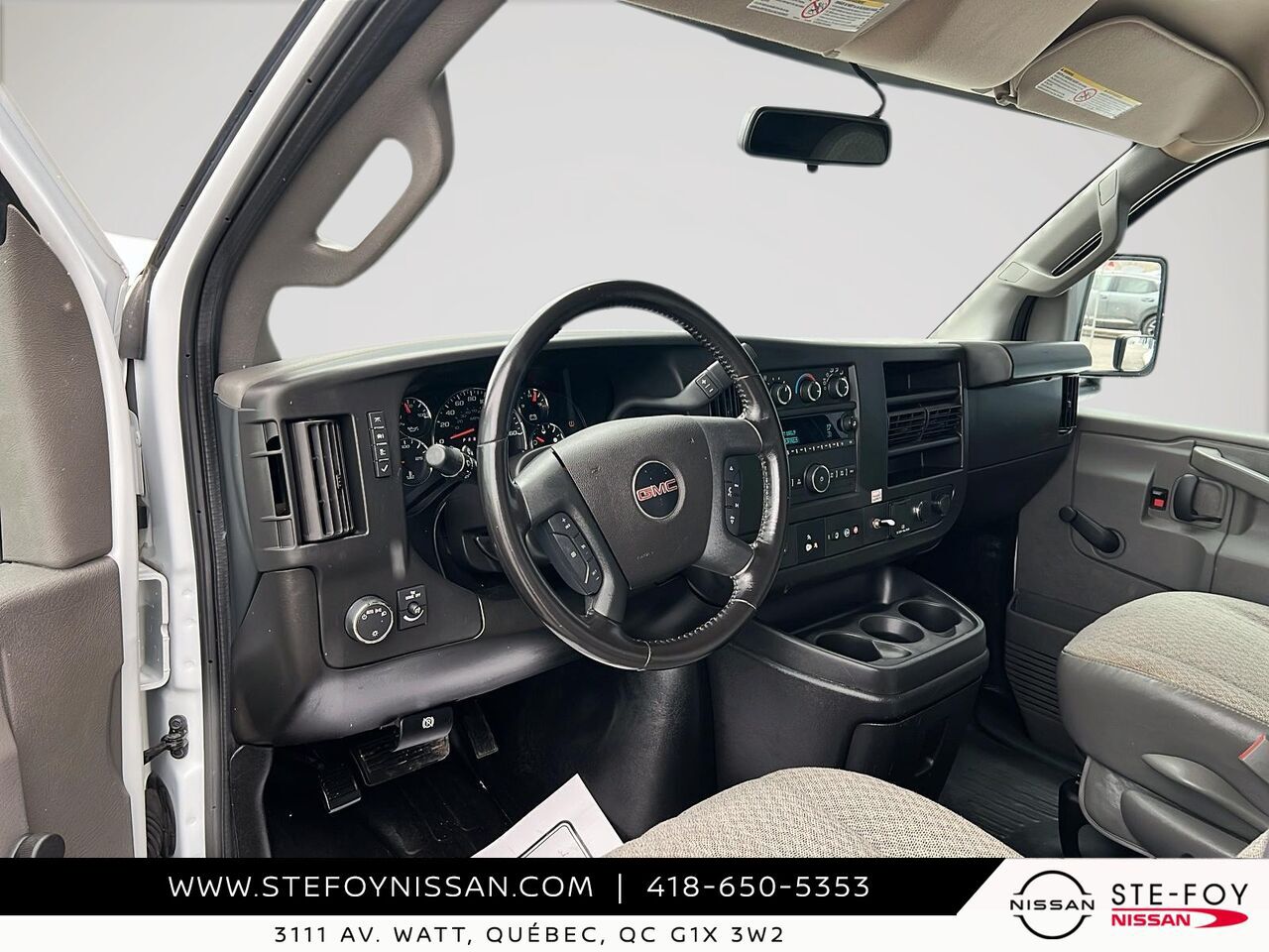 2023 GMC Fourgonnette commerciale tronqu&eacute;e Savana White Ste-Foy - photo #9