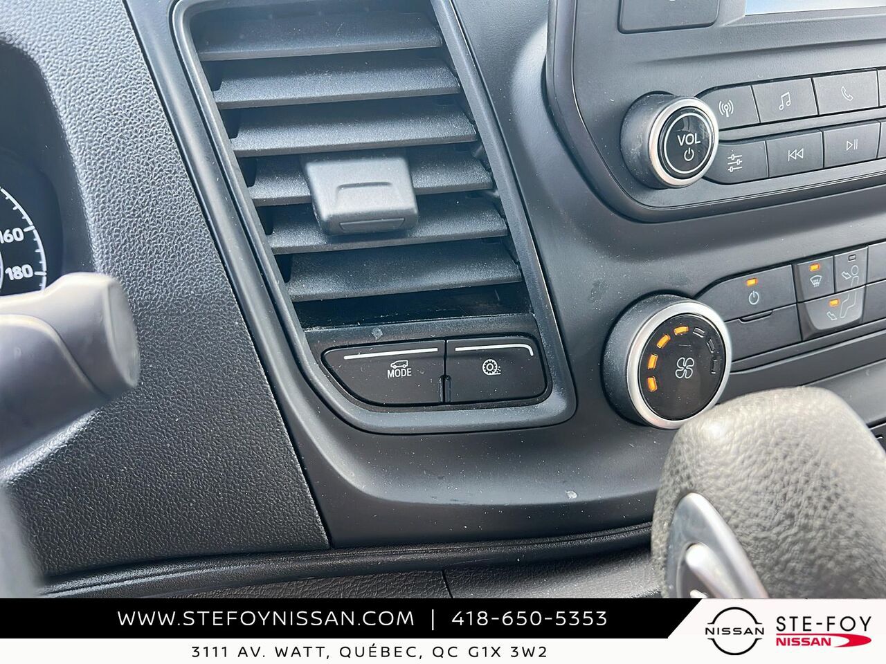 2023 Ford Transit Cube 12 pieds simple roue White Ste-Foy - photo #15