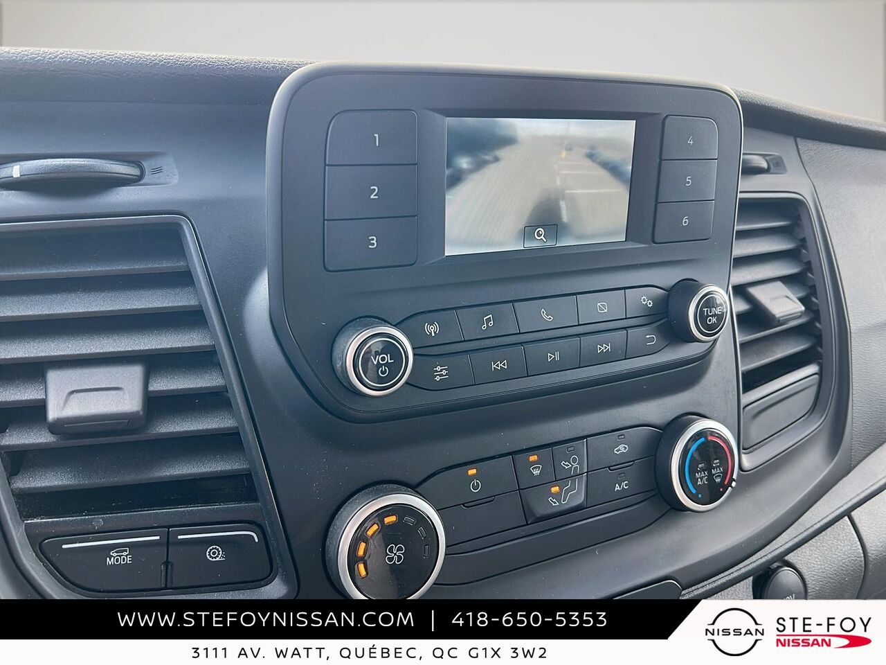 2023 Ford Transit Cube 12 pieds simple roue White Ste-Foy - photo #16