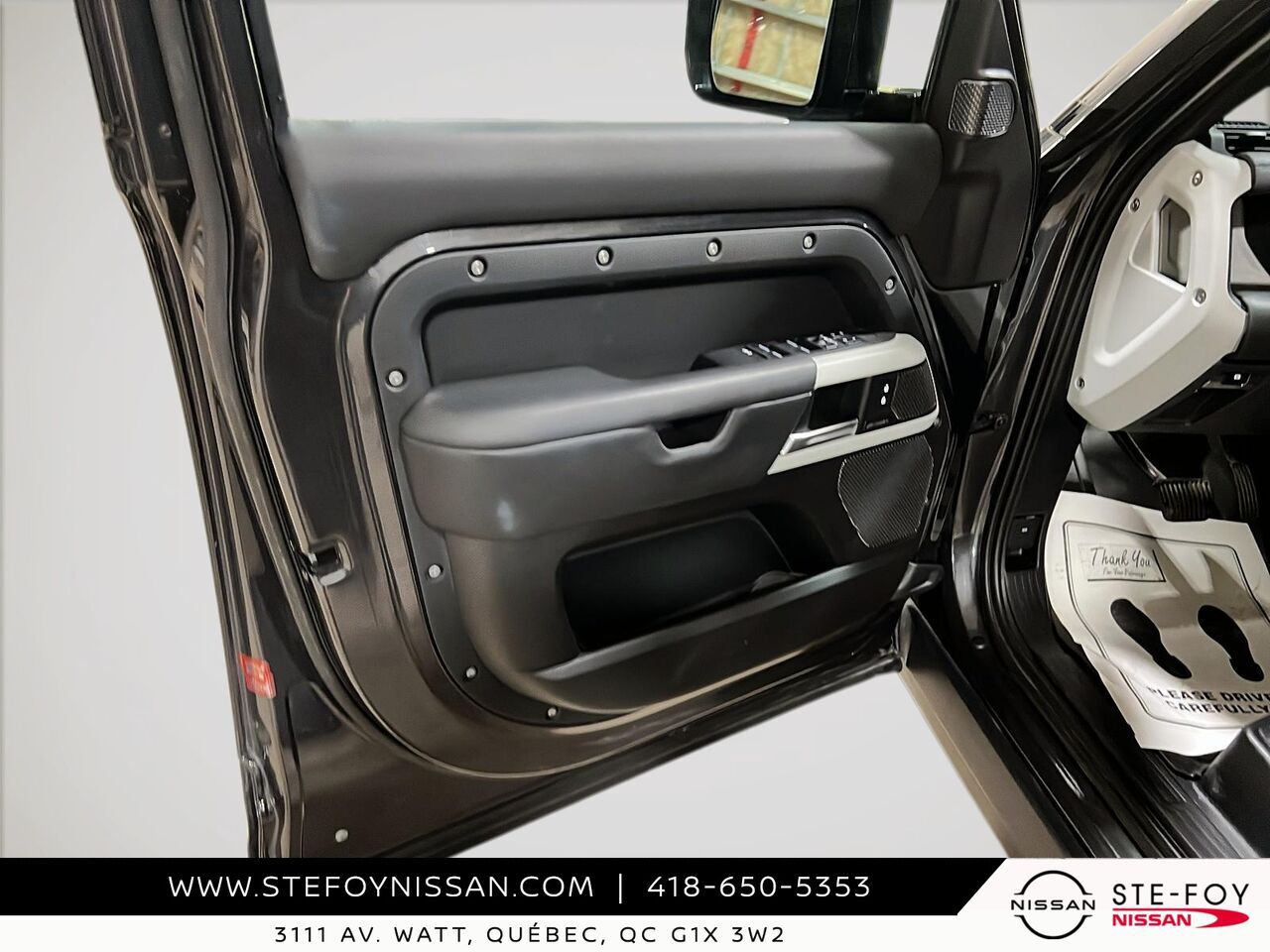 Land Rover Defender 2024 Gris Ste-Foy - photo #10