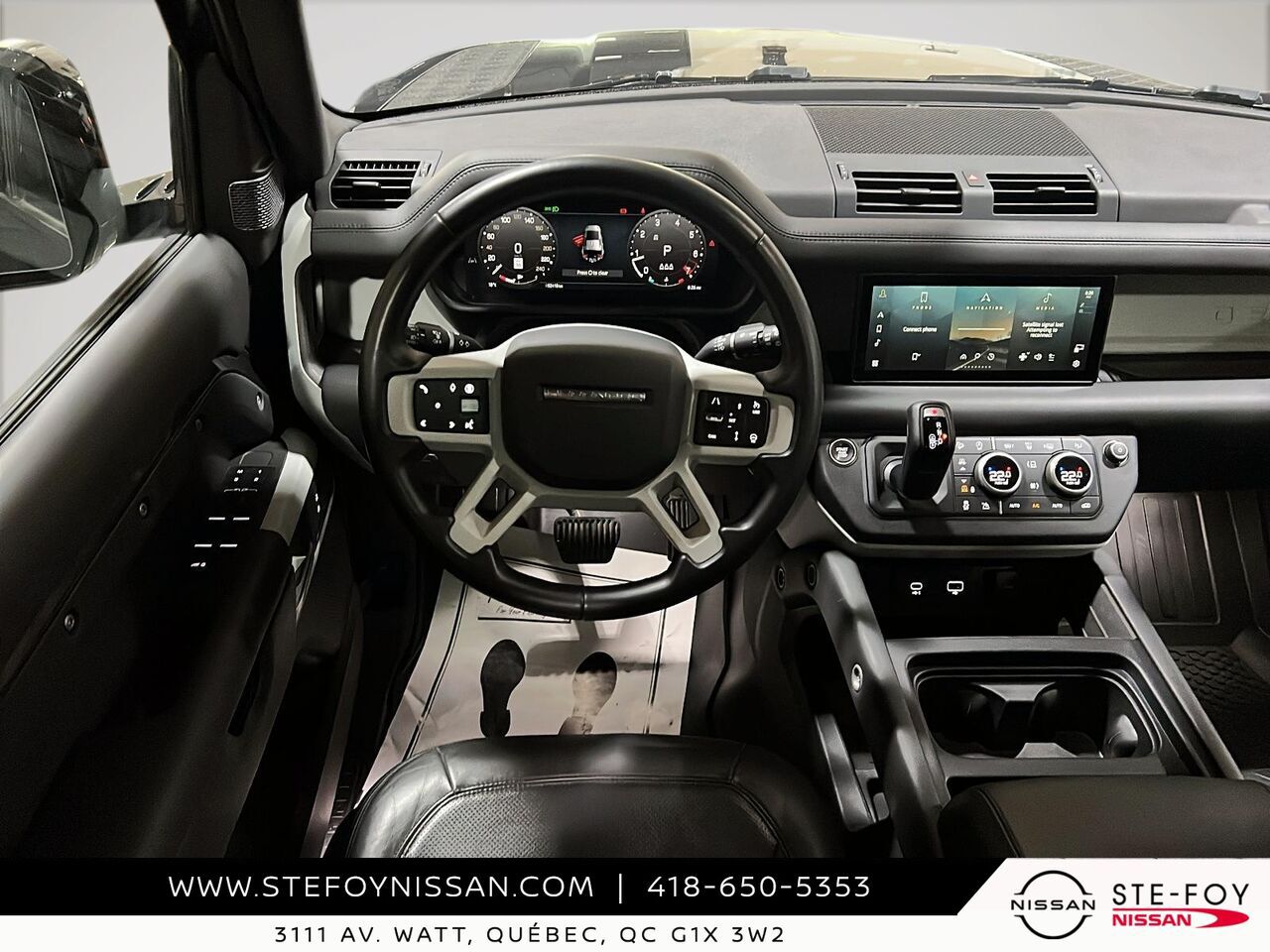 Land Rover Defender 2024 Gris Ste-Foy - photo #13