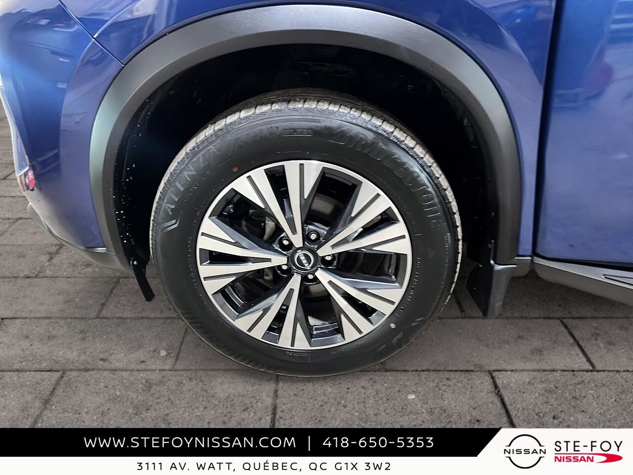 2023 Nissan Rogue SV TI Blue Ste-Foy - photo #6