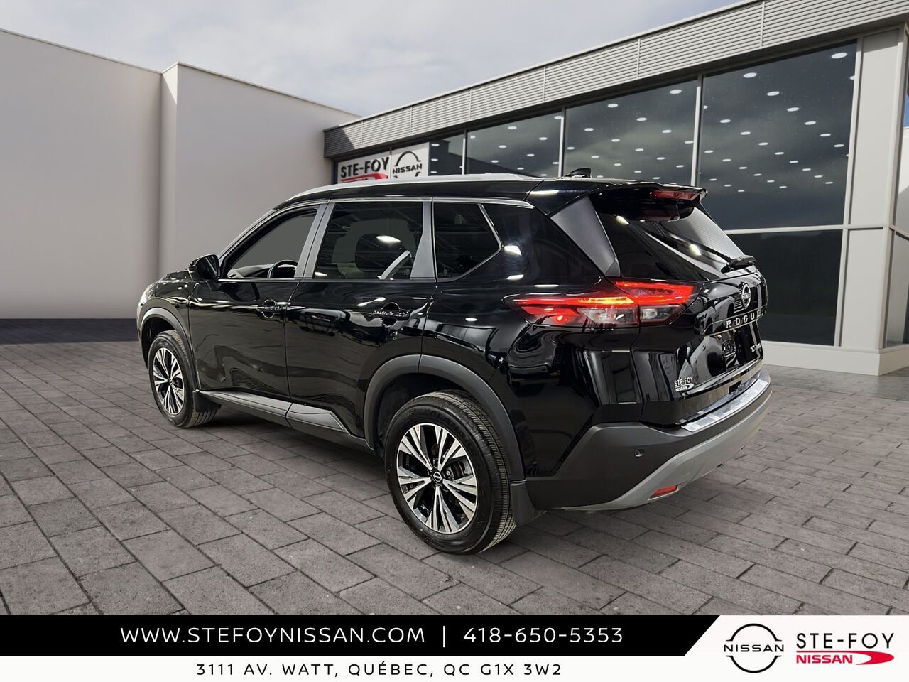 Nissan ROGUE SV TI TOIT OUVRANT 2023 Noir Ste-Foy - photo #3
