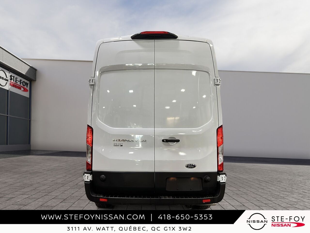 2024 Ford Transit T-250 PA toit sur&eacute;lev&eacute; 148 po White Ste-Foy - photo #2