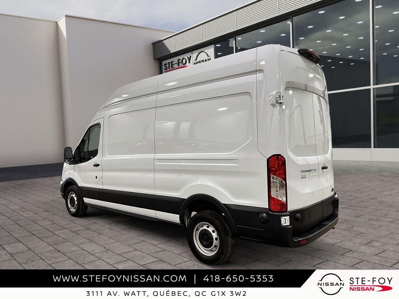 2024 Ford Transit T-250 PA toit sur&eacute;lev&eacute; 148 po White Ste-Foy - photo #3