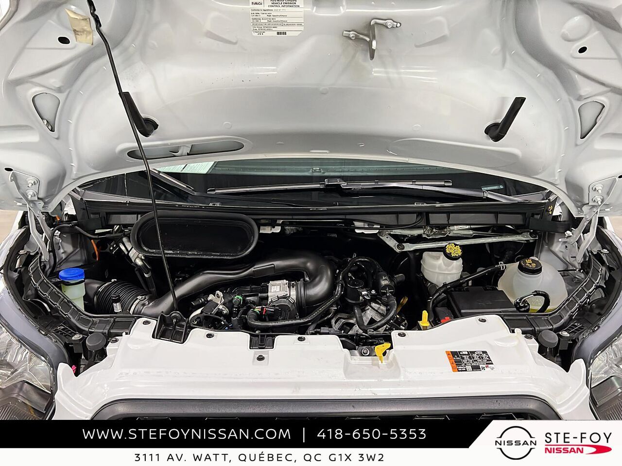 2024 Ford Transit T-250 PA toit sur&eacute;lev&eacute; 148 po White Ste-Foy - photo #7