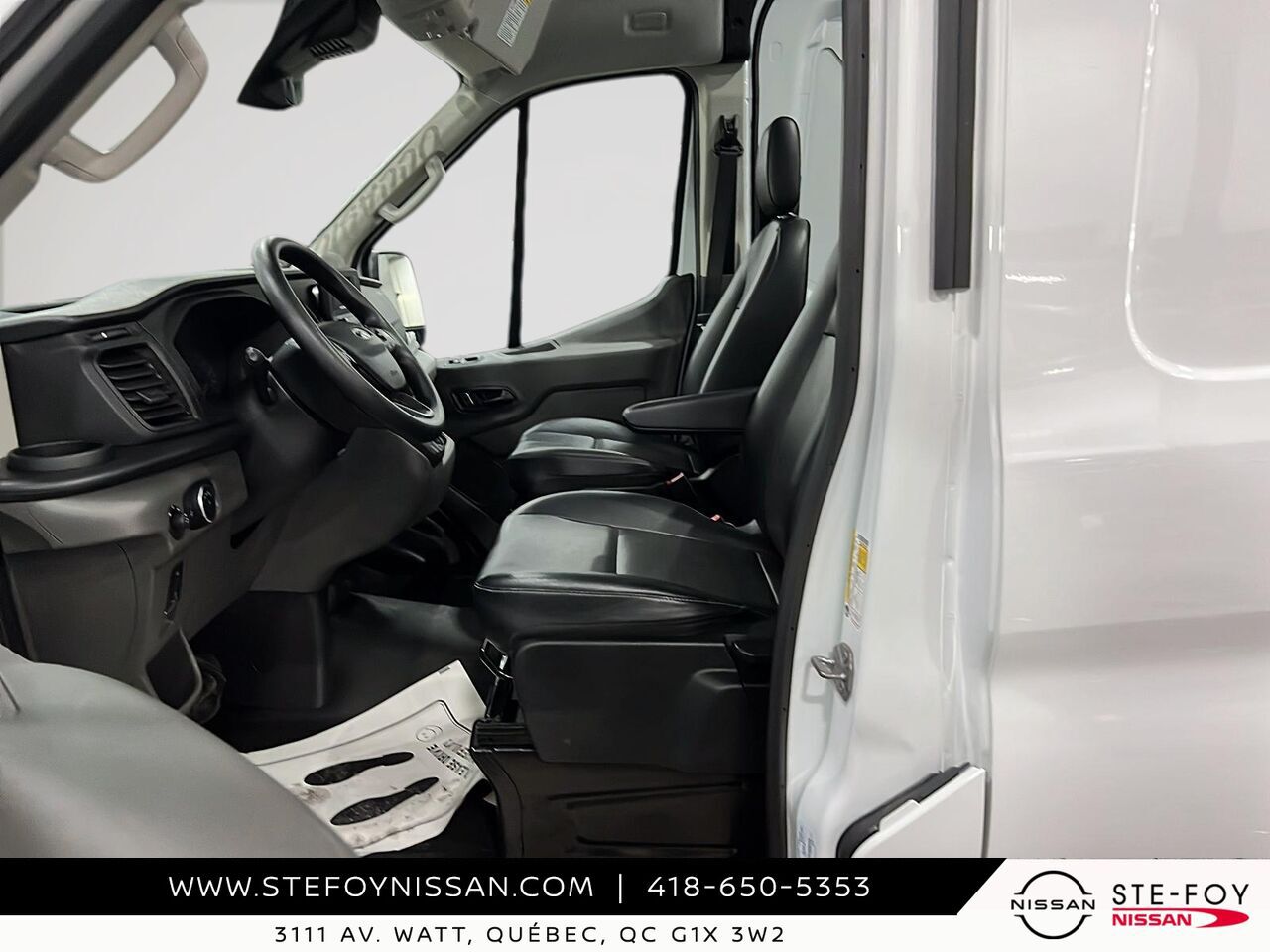 2024 Ford Transit T-250 PA toit sur&eacute;lev&eacute; 148 po White Ste-Foy - photo #8