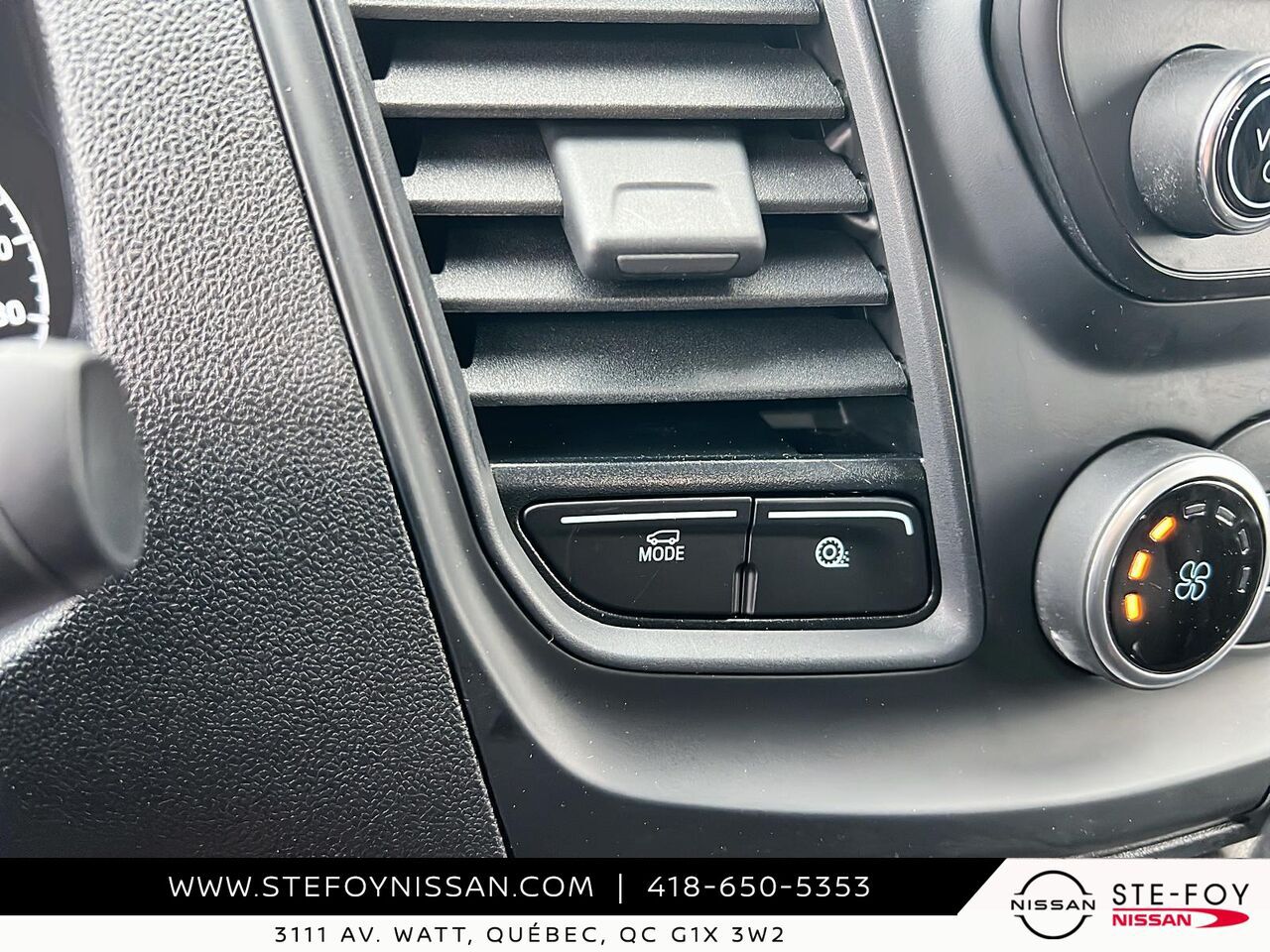 Ford Transit T-250 PA Toit Moyen 148 po 2024 Blanc Ste-Foy - photo #15