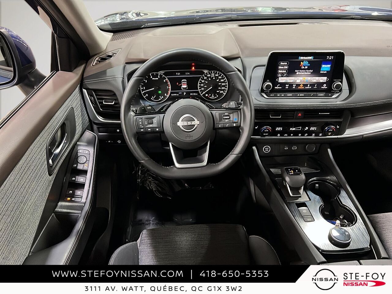 2023 Nissan Rogue SV TI Blue Ste-Foy - photo #13