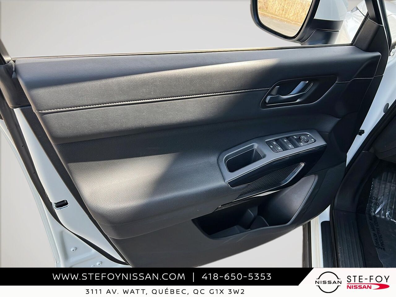 2024 Nissan Pathfinder SV 4RM White Ste-Foy - photo #10