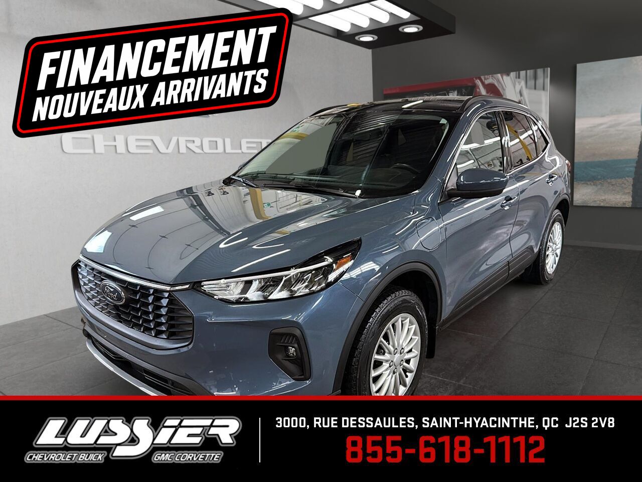 Blue 2024 Ford Escape Hybrid Plug-in FWD SUV / Crossover Front-Wheel Drive Automatic