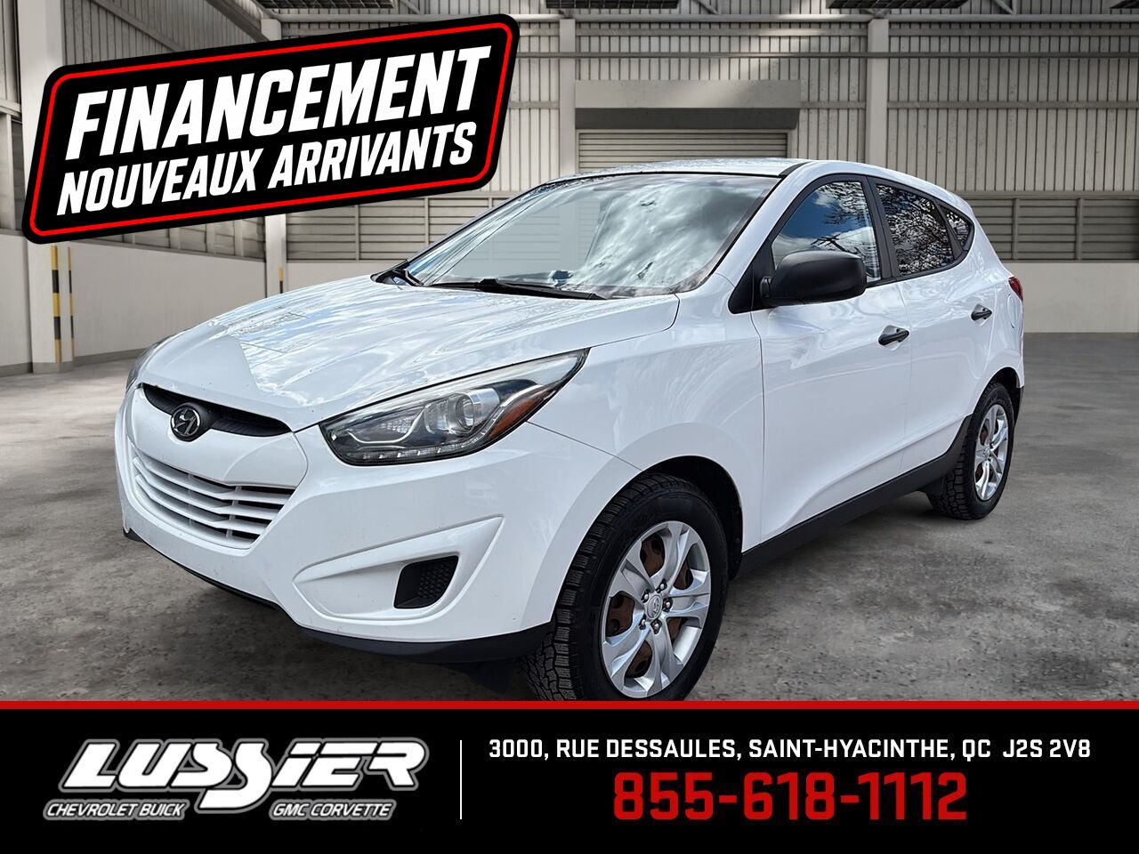 White 2015 Hyundai Tucson GL FWD SUV / Crossover Manual