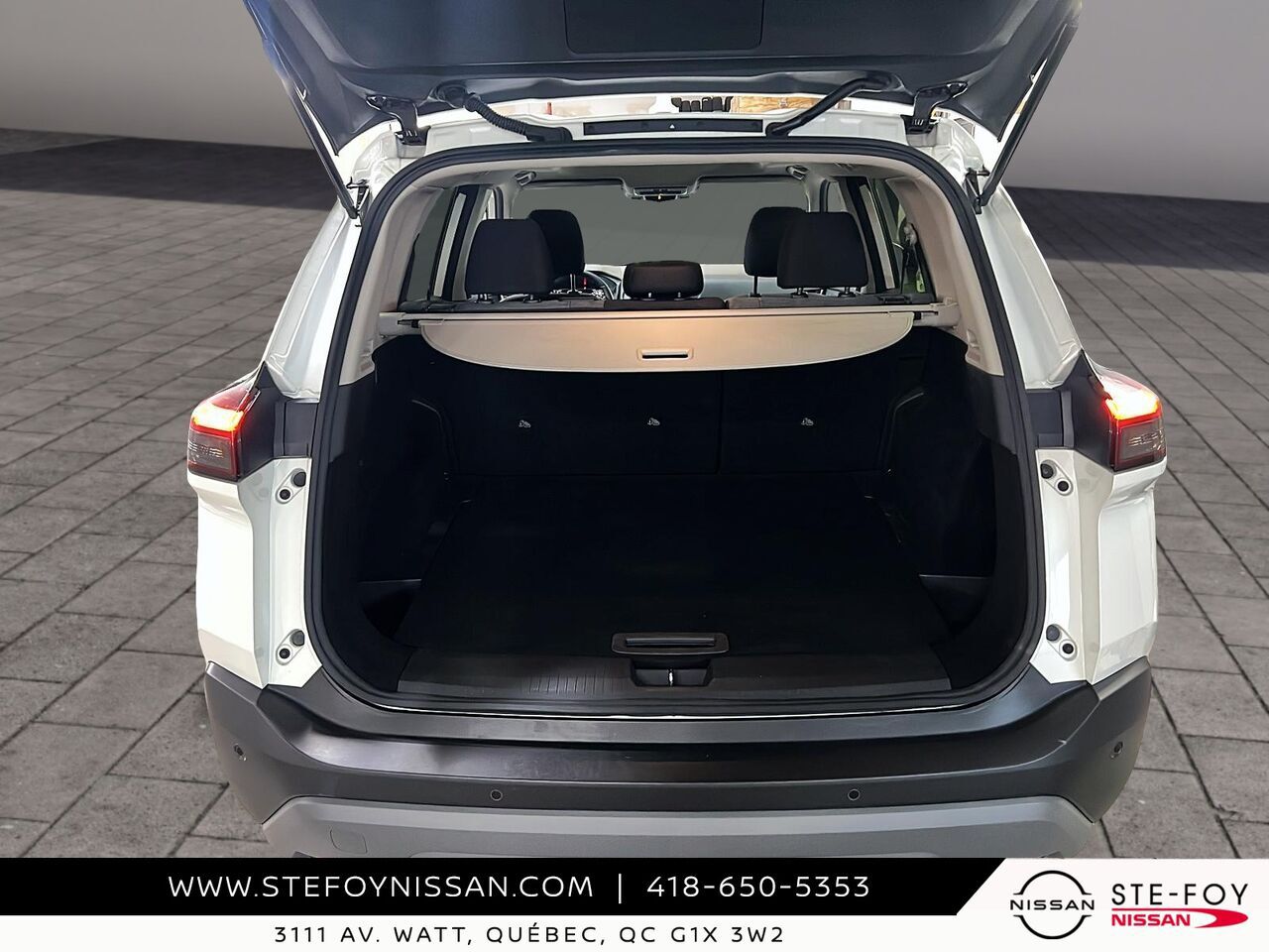 2023 Nissan Rogue White Ste-Foy - photo #5