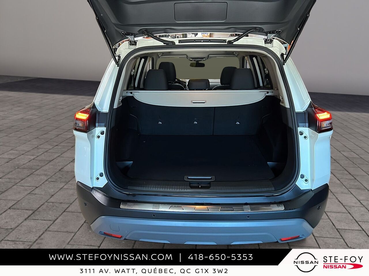 2023 Nissan Rogue White Ste-Foy - photo #5