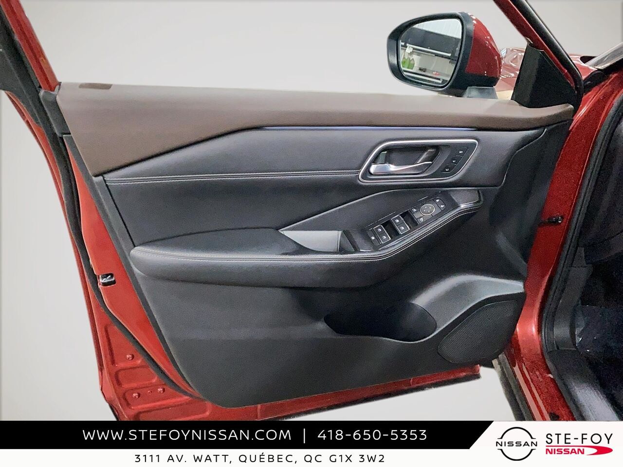 2023 Nissan Rogue Red Ste-Foy - photo #10