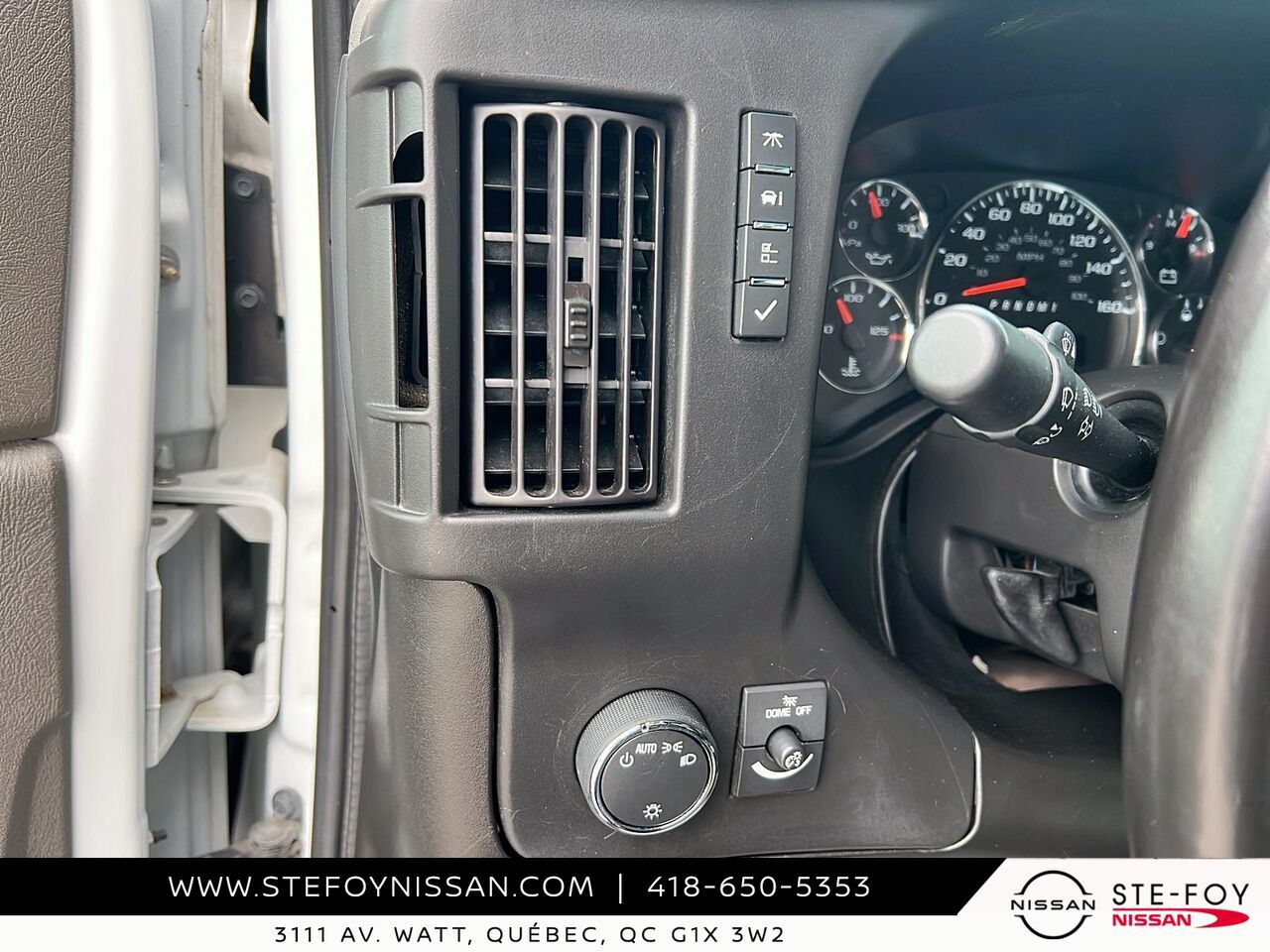 2023 GMC Fourgonnette commerciale Savana White Ste-Foy - photo #15