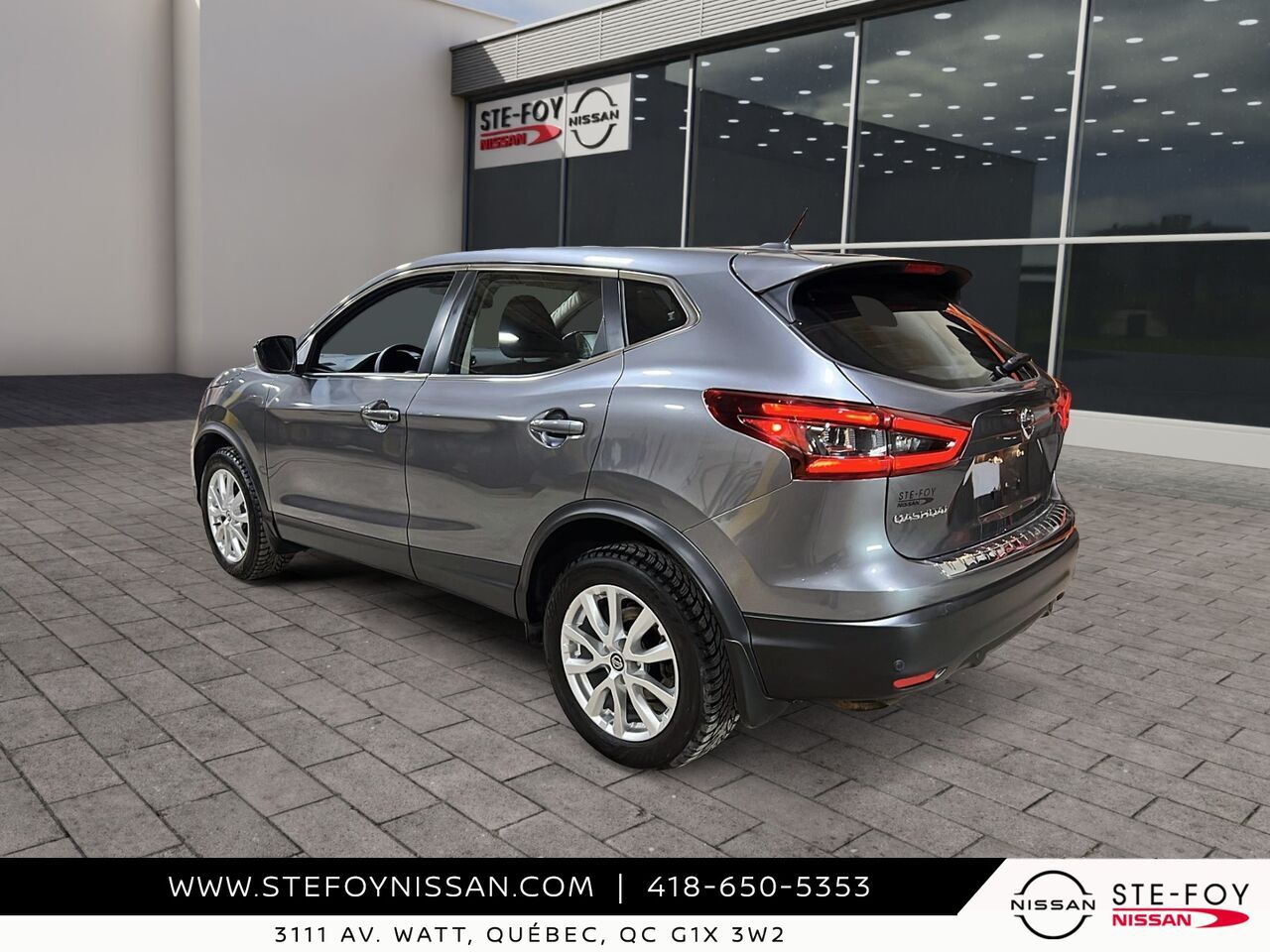 2023 Nissan Qashqai Grey Ste-Foy - photo #3