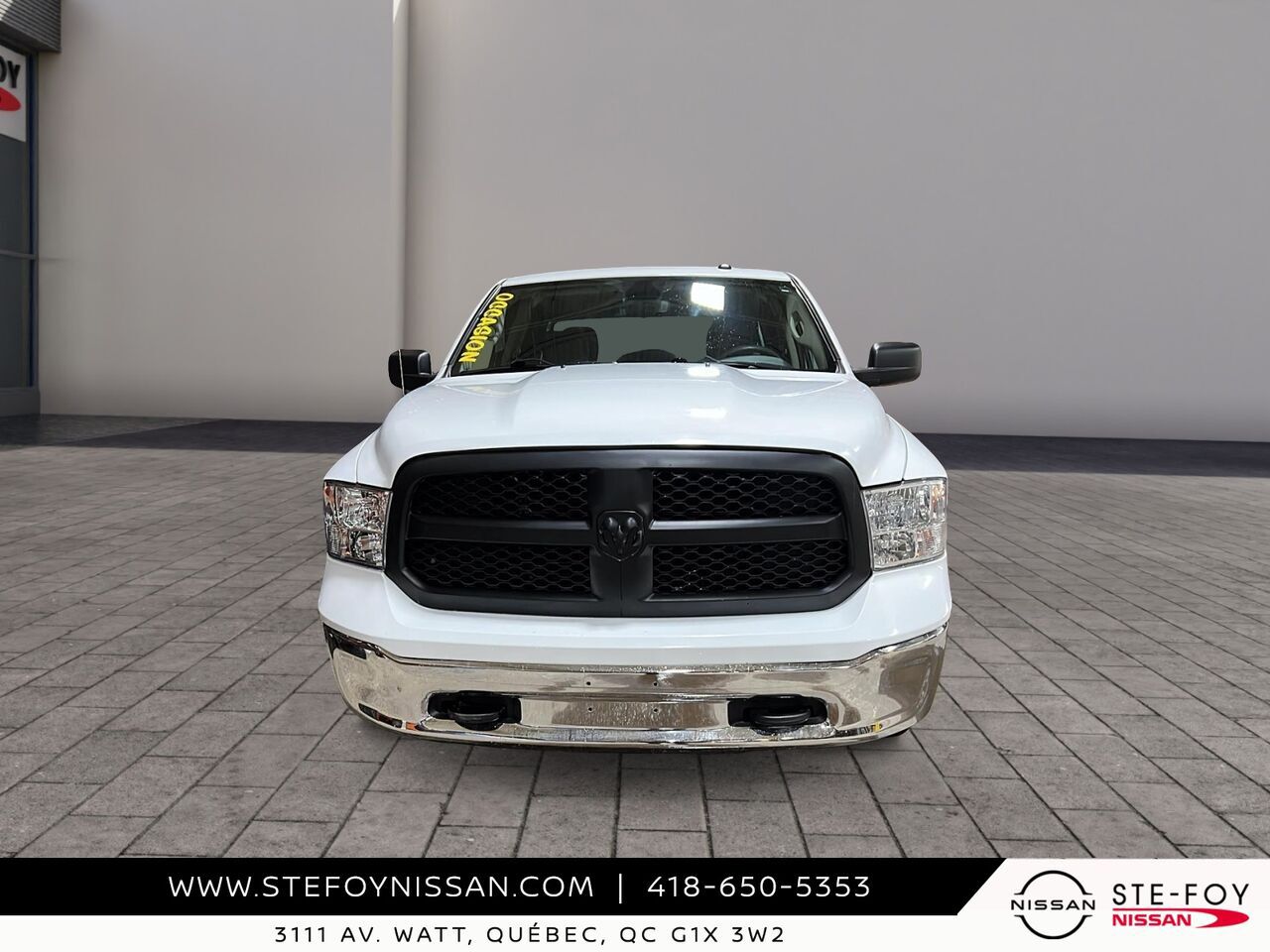 Ram 1500 Classic 2023 Blanc Ste-Foy - photo #1