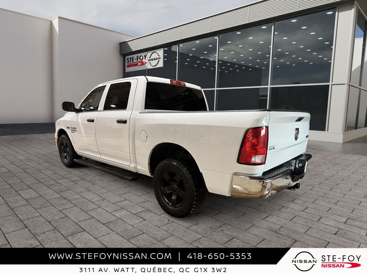 Ram 1500 Classic 2023 Blanc Ste-Foy - photo #3