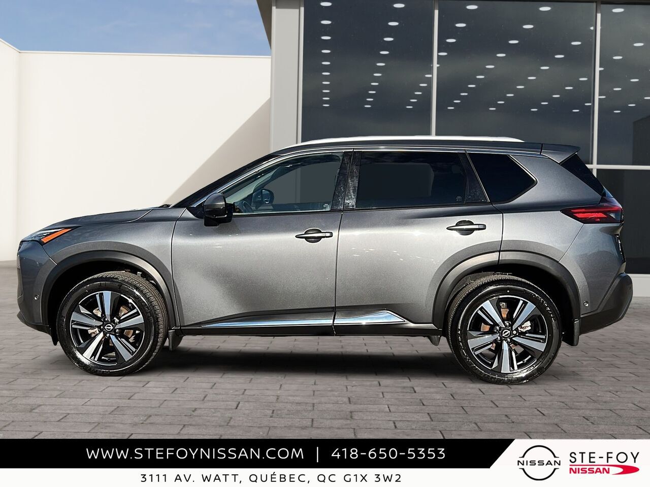 2023 Nissan Rogue Grey Ste-Foy - photo #4