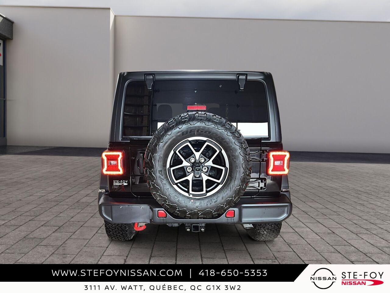 2025 Jeep Wrangler Black Ste-Foy - photo #2