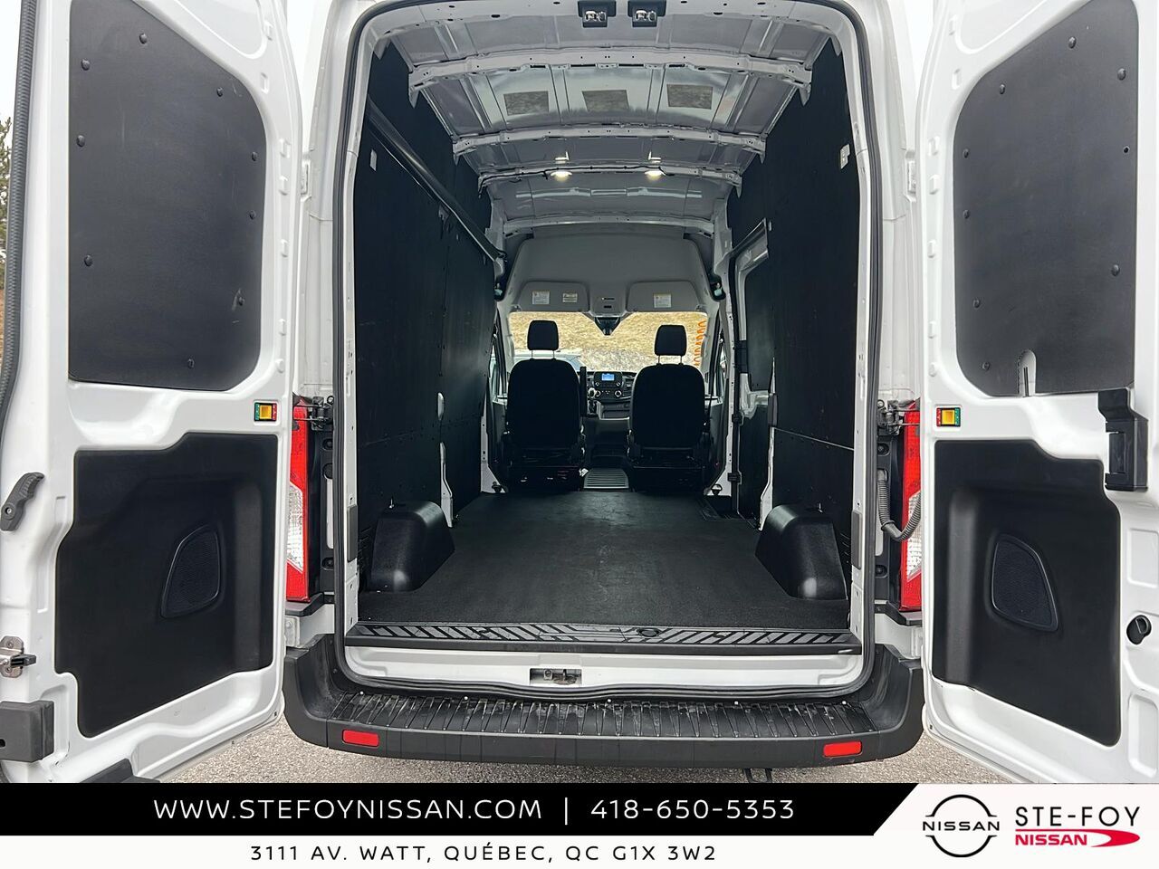 2024 Ford Transit T-250 PA toit sur&eacute;lev&eacute; White Ste-Foy - photo #5