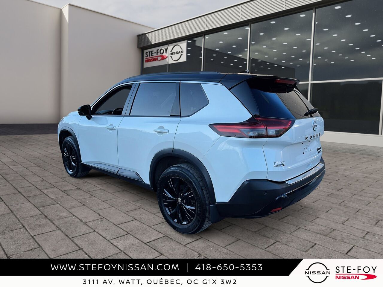 2023 Nissan Rogue SV TI &Eacute;dition de minuit White Ste-Foy - photo #3