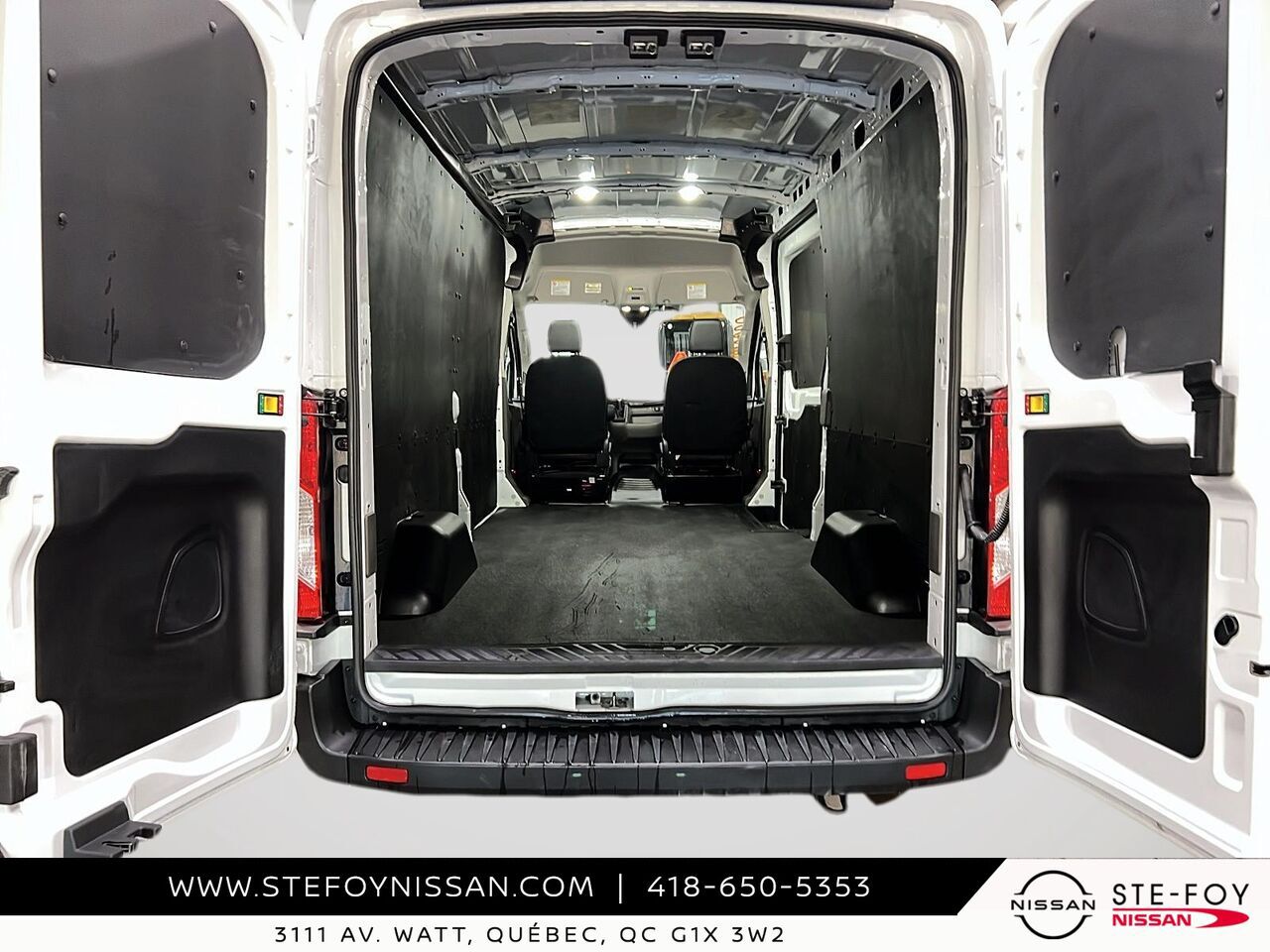 Ford Transit T-250 PA toit moyen 148 po 2024 Blanc Ste-Foy - photo #5