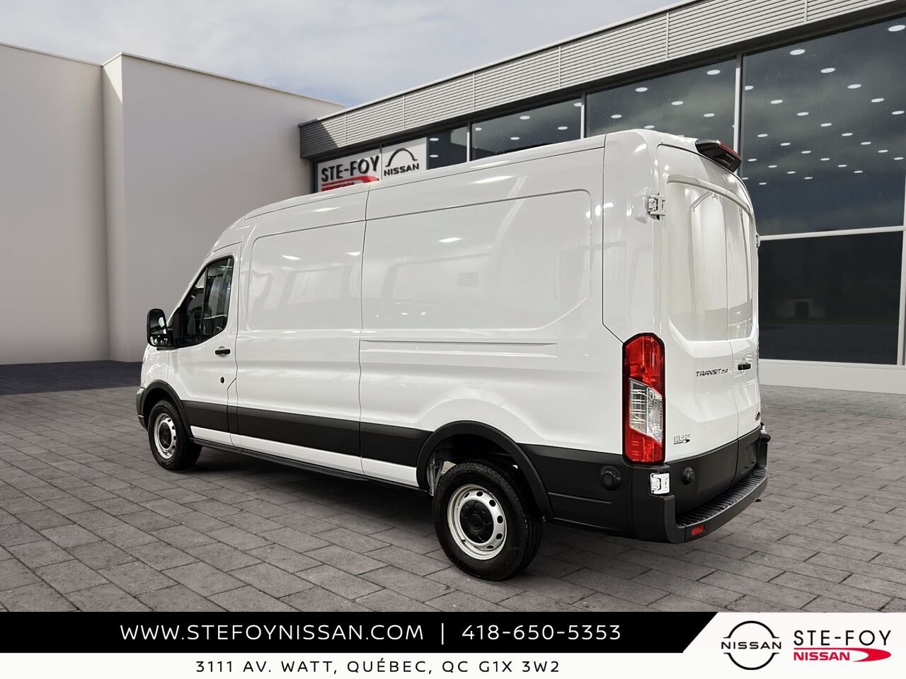 Ford Transit T-250 PA toit moyen 148 po 2024 Blanc Ste-Foy - photo #3