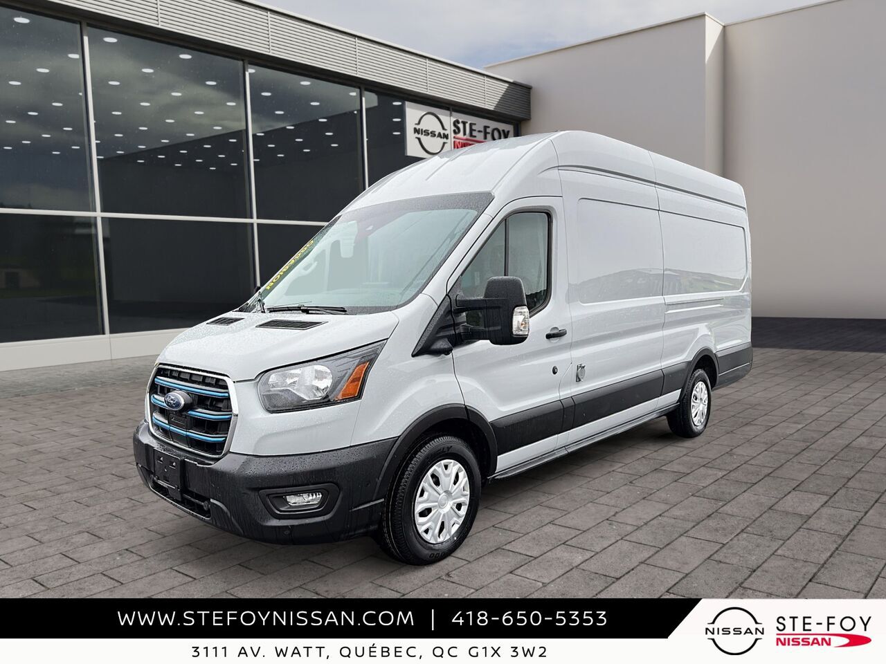 2022 Ford E-Transit Toit sur&eacute;lev&eacute; White Ste-Foy - photo #0