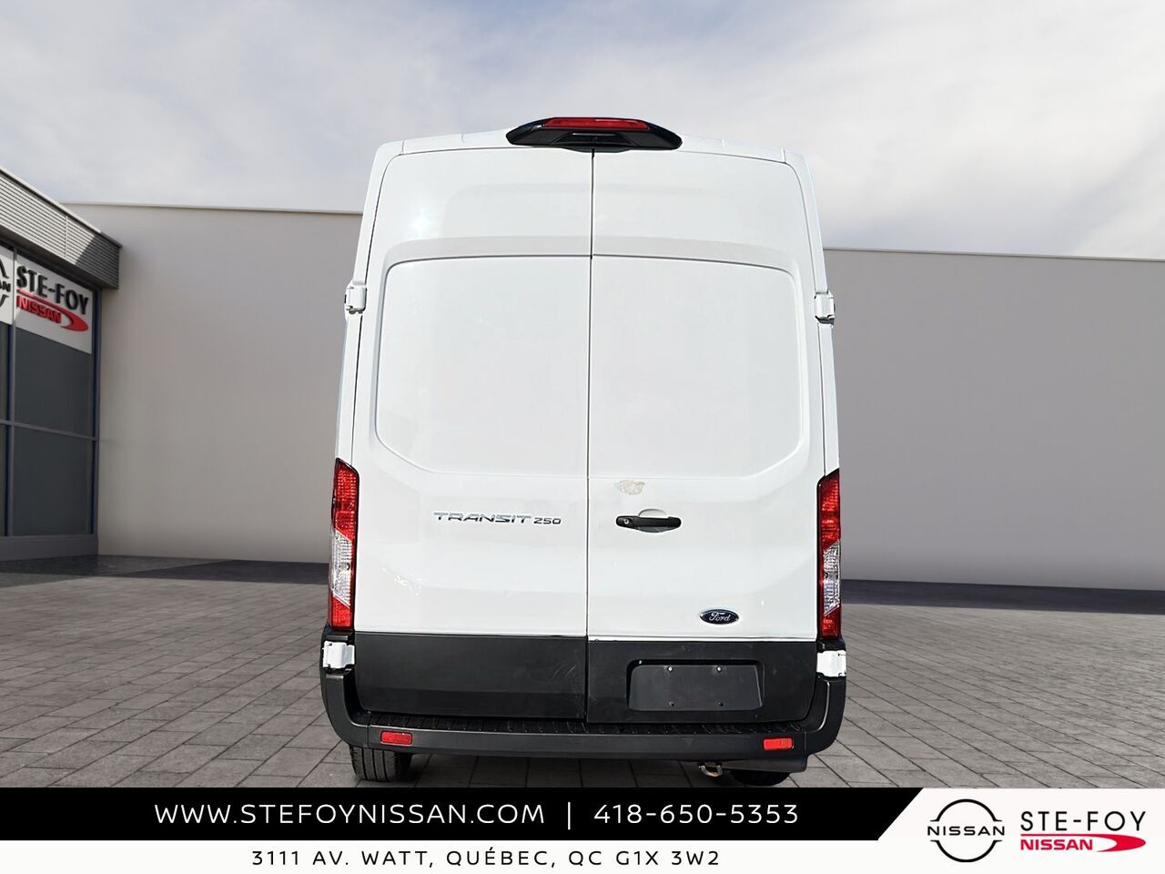 2023 Ford Transit fourgon utilitaire White Ste-Foy - photo #2