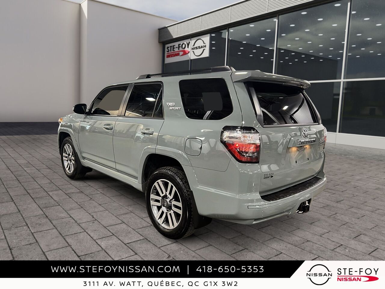 2022 Toyota 4Runner SR5 Grey Ste-Foy - photo #3