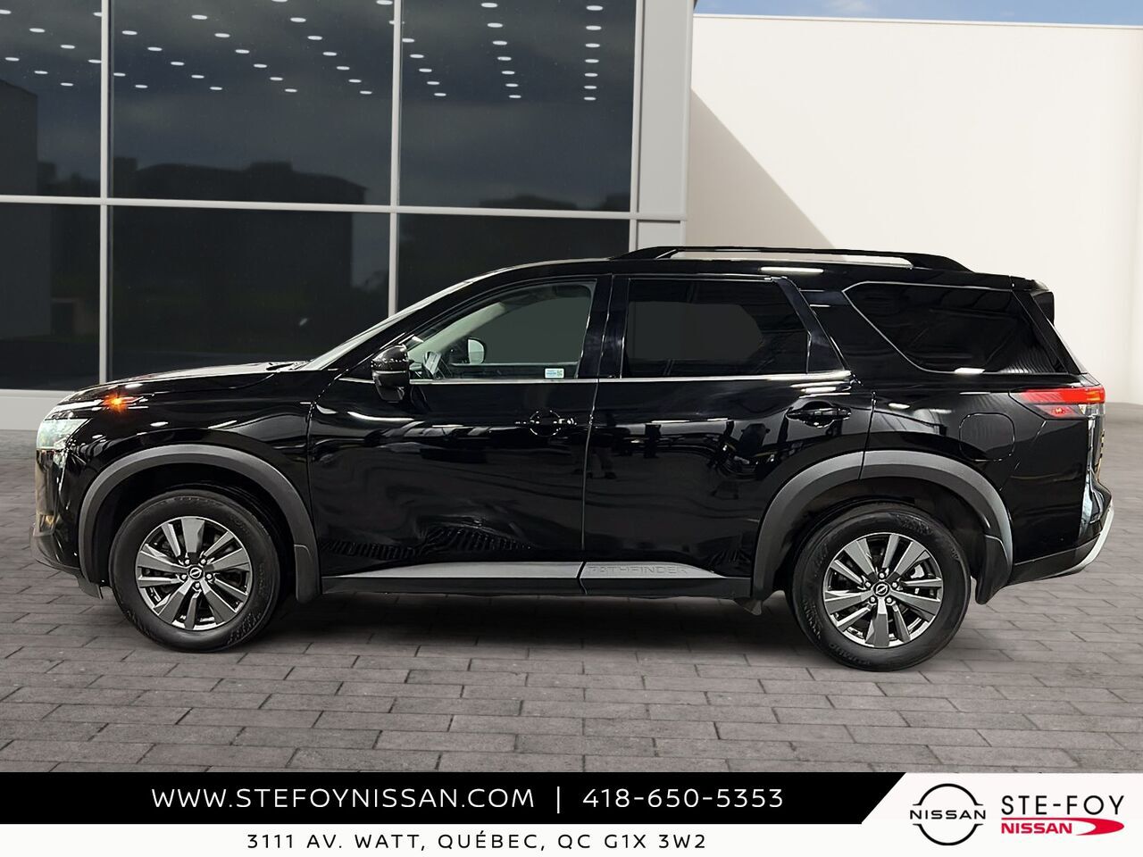 Nissan Pathfinder 2024 Noir Ste-Foy - photo #4