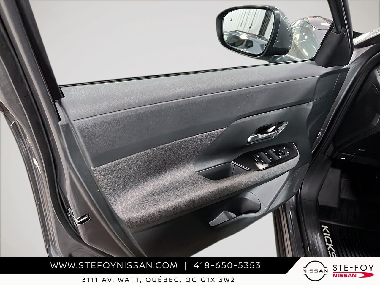 Nissan Kicks 2025 Gris Ste-Foy - photo #10