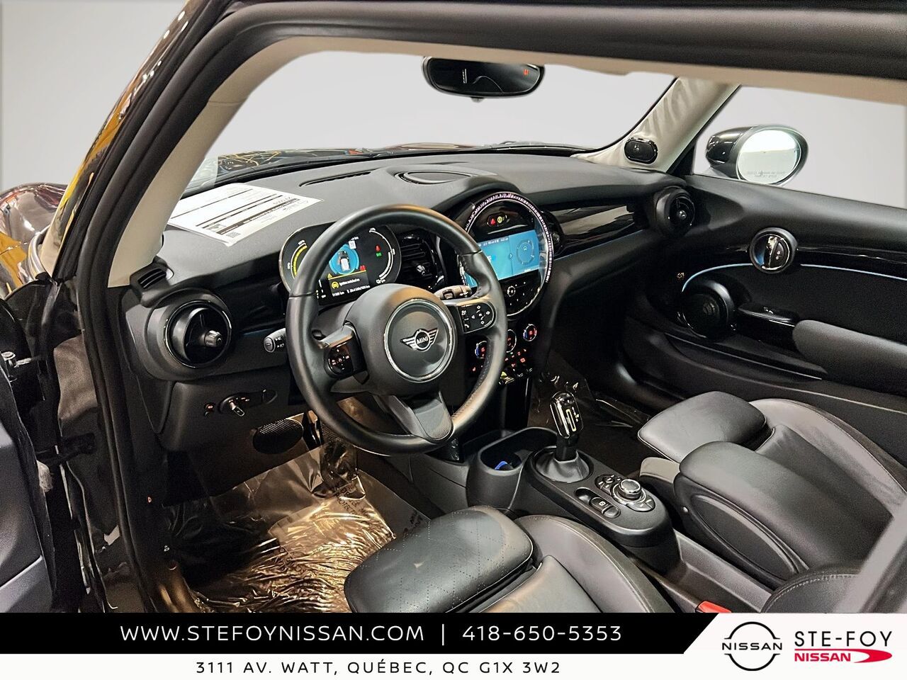 2023 MINI 3 portes COOPER SE ELECTRIQUE DUAL MOONROOF Black Ste-Foy - photo #9