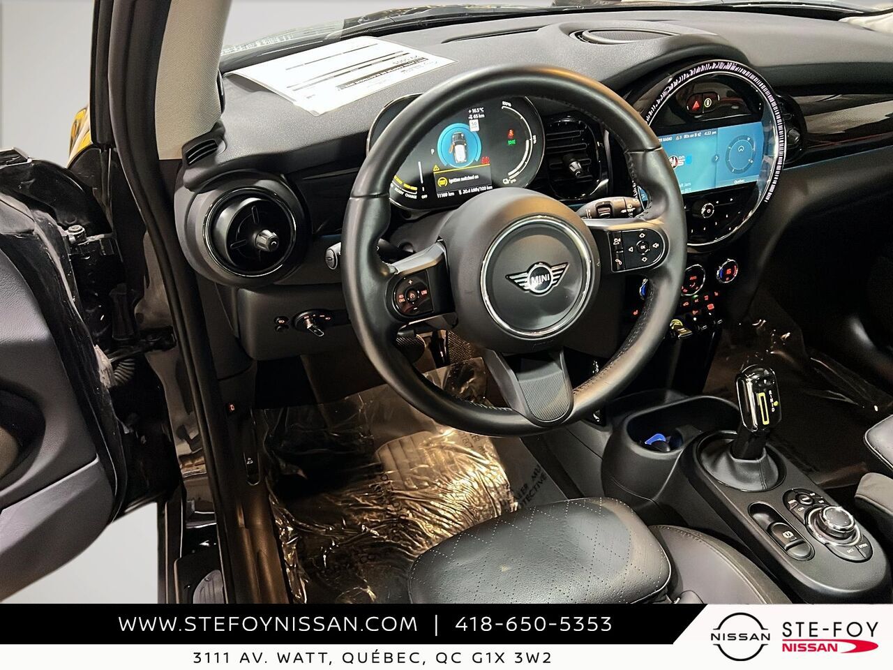2023 MINI 3 portes COOPER SE ELECTRIQUE DUAL MOONROOF Black Ste-Foy - photo #13