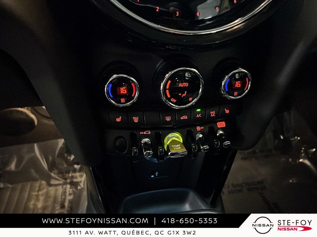 2023 MINI 3 portes COOPER SE ELECTRIQUE DUAL MOONROOF Black Ste-Foy - photo #15