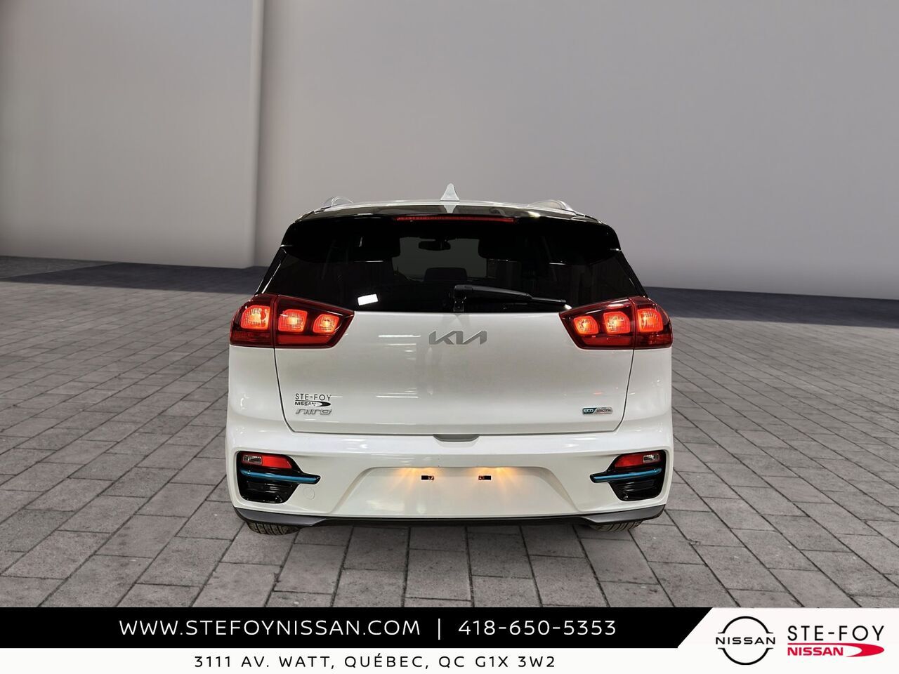2022 Kia Niro EX+ &eacute;lectrique White Ste-Foy - photo #2