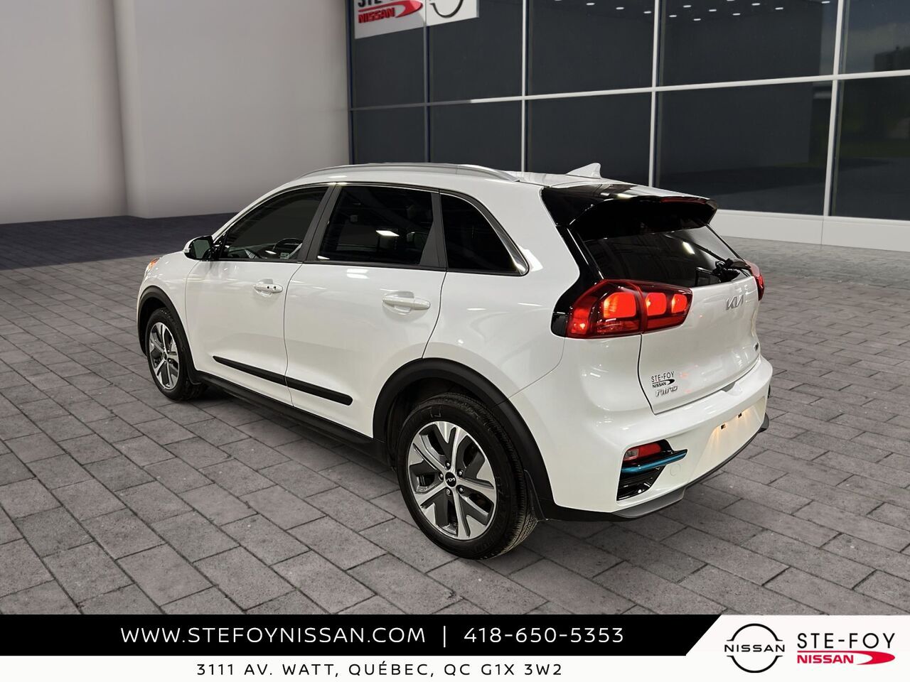 2022 Kia Niro EX+ &eacute;lectrique White Ste-Foy - photo #3
