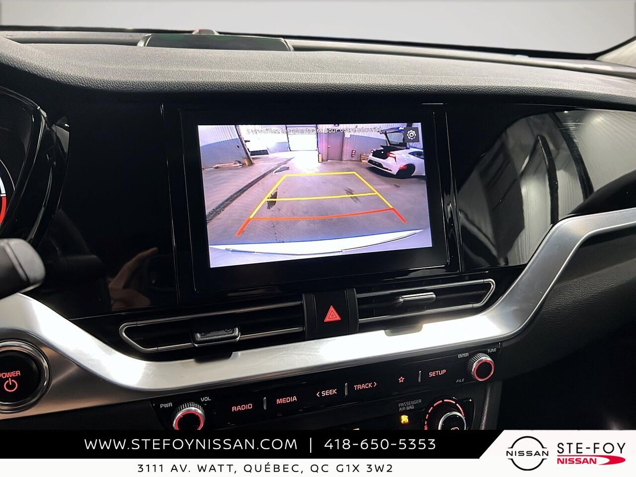 2022 Kia Niro EX+ &eacute;lectrique White Ste-Foy - photo #16