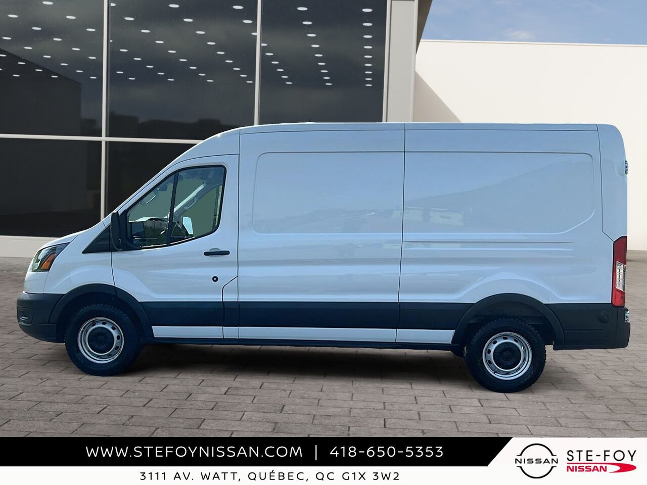 2024 Ford Transit 250 TOIT MOYEN White Ste-Foy - photo #4
